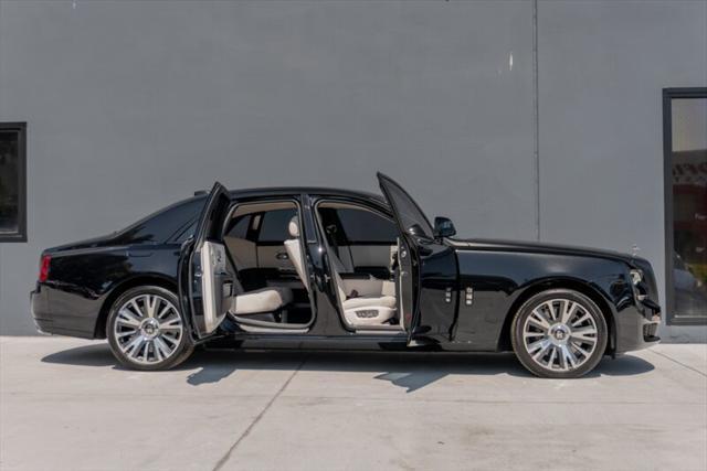 used 2020 Rolls-Royce Ghost car, priced at $239,995