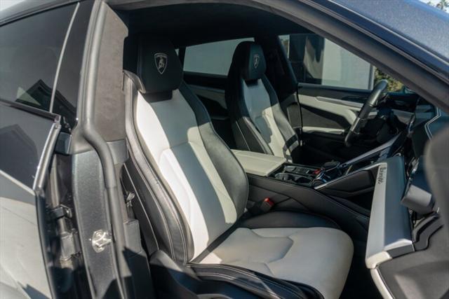 used 2019 Lamborghini Urus car, priced at $160,995