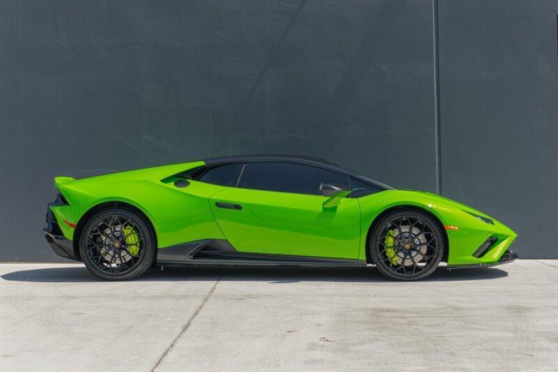 used 2021 Lamborghini Huracan EVO car, priced at $249,995