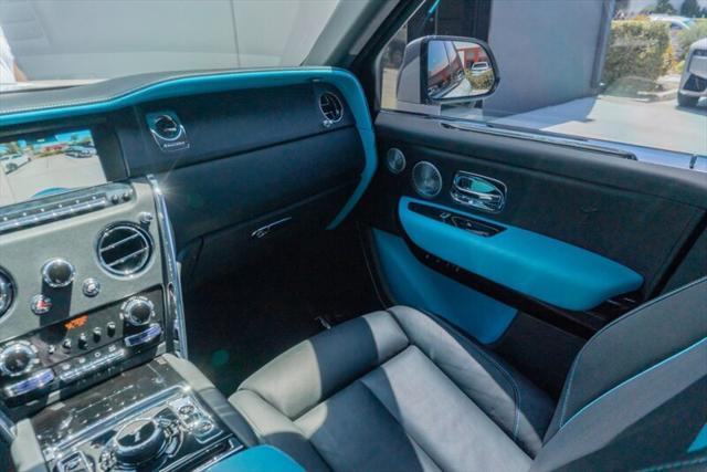 used 2022 Rolls-Royce Cullinan car, priced at $299,995