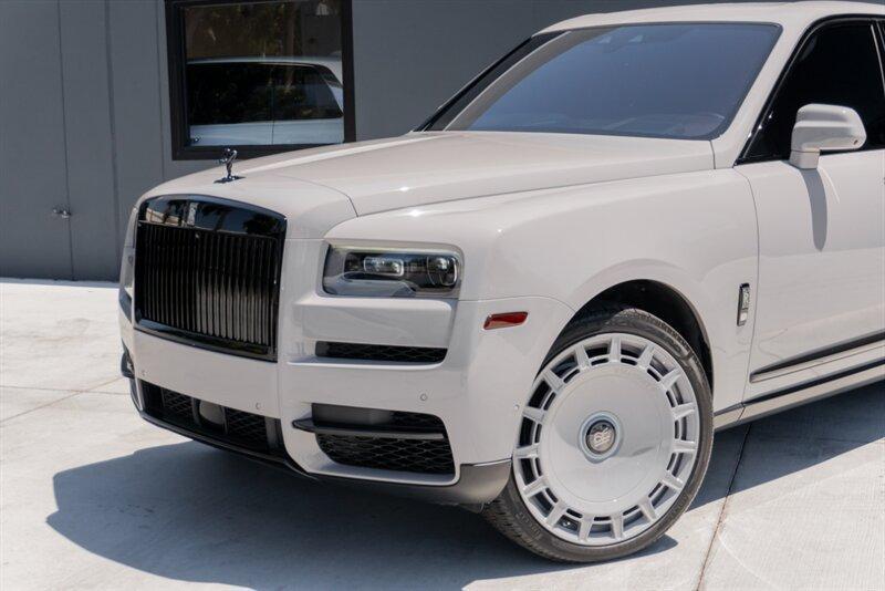 used 2022 Rolls-Royce Cullinan car, priced at $289,995