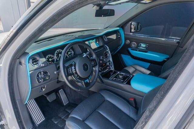 used 2022 Rolls-Royce Cullinan car, priced at $299,995