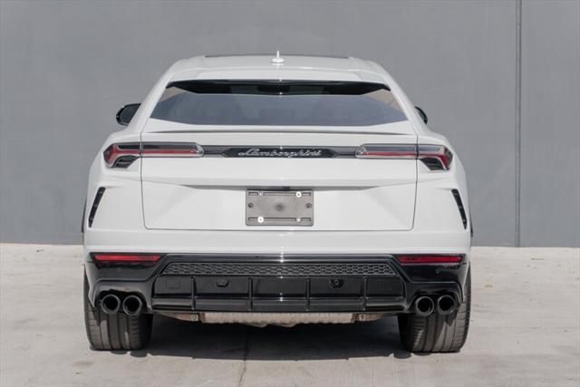 used 2021 Lamborghini Urus car, priced at $209,995