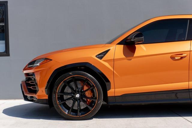 used 2020 Lamborghini Urus car, priced at $194,995