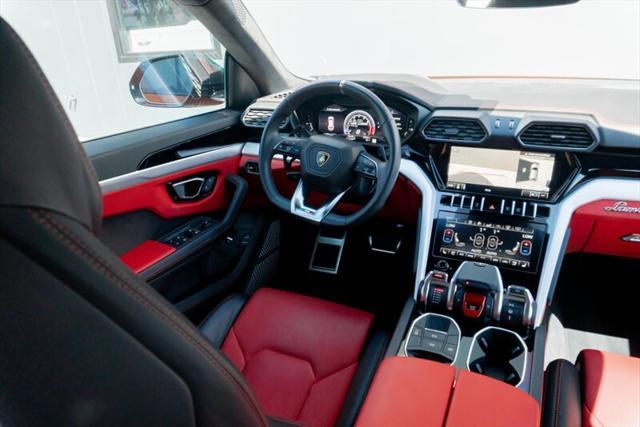 used 2020 Lamborghini Urus car, priced at $194,995