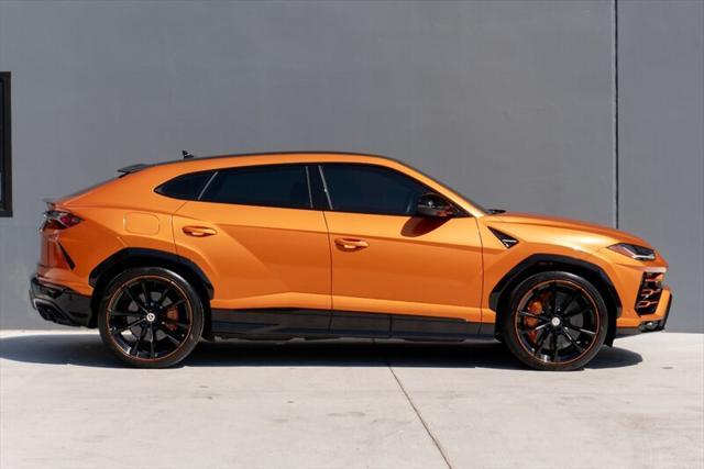 used 2020 Lamborghini Urus car, priced at $194,995