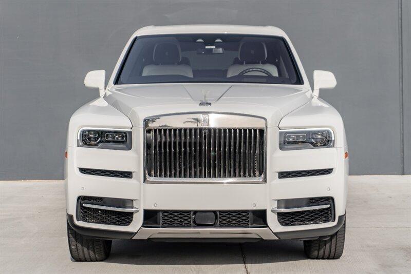 used 2022 Rolls-Royce Cullinan car, priced at $269,995