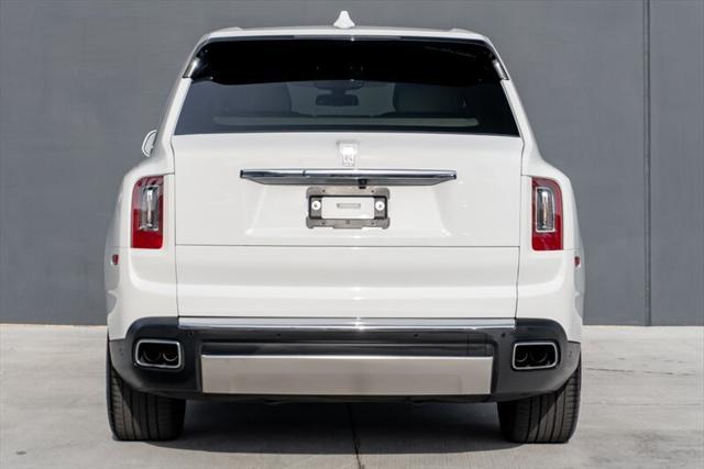 used 2022 Rolls-Royce Cullinan car, priced at $289,995