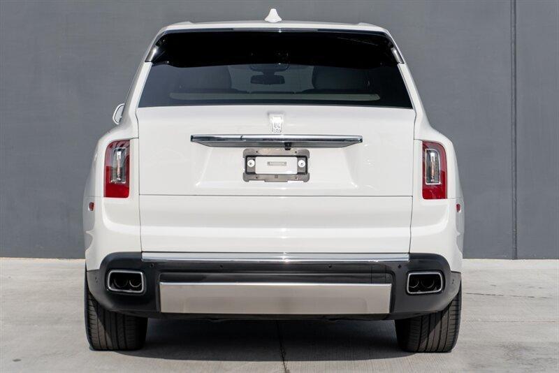 used 2022 Rolls-Royce Cullinan car, priced at $269,995