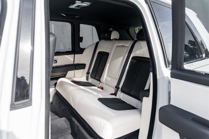 used 2022 Rolls-Royce Cullinan car, priced at $269,995