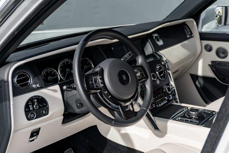 used 2022 Rolls-Royce Cullinan car, priced at $269,995