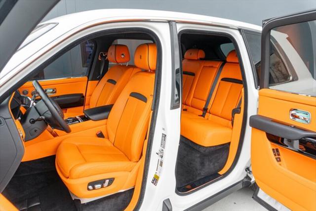 used 2022 Rolls-Royce Cullinan car, priced at $302,995