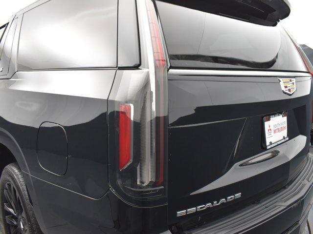 used 2022 Cadillac Escalade ESV car, priced at $57,552