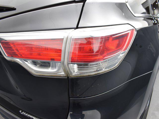 used 2015 Toyota Highlander car, priced at $15,118