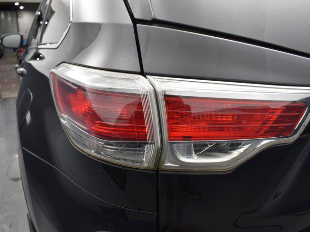 used 2015 Toyota Highlander car, priced at $15,118