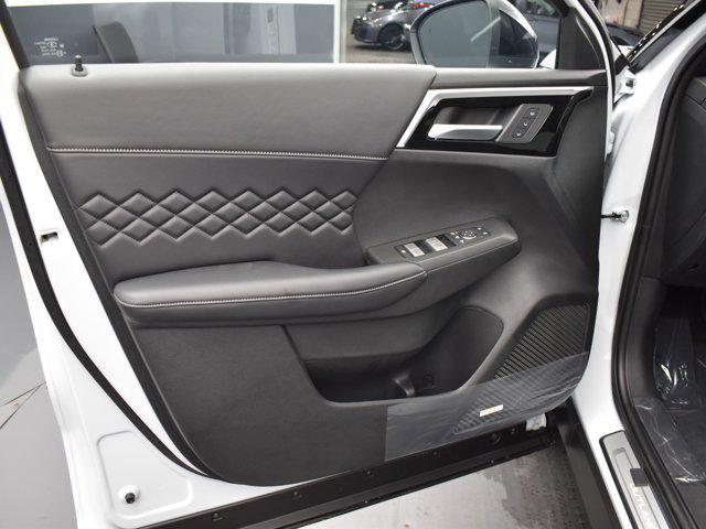 new 2025 Mitsubishi Outlander PHEV car, priced at $48,855