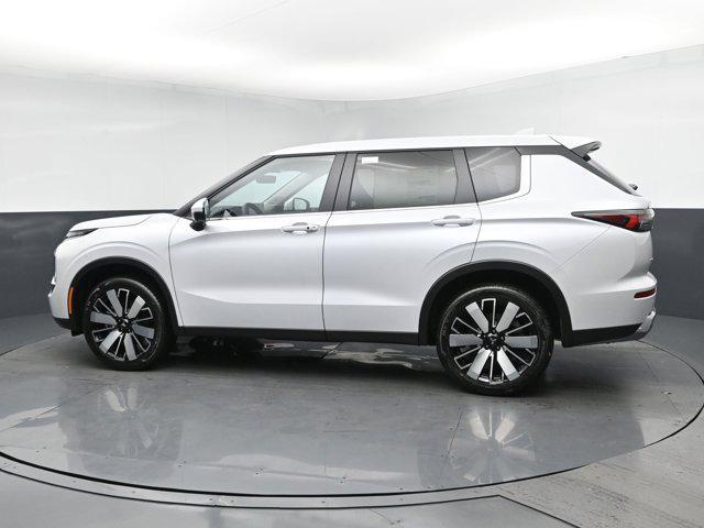 new 2025 Mitsubishi Outlander car, priced at $33,315