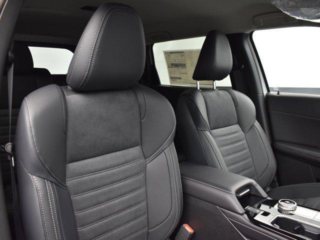 new 2025 Mitsubishi Outlander car, priced at $33,315