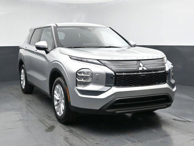 new 2025 Mitsubishi Outlander car, priced at $31,220