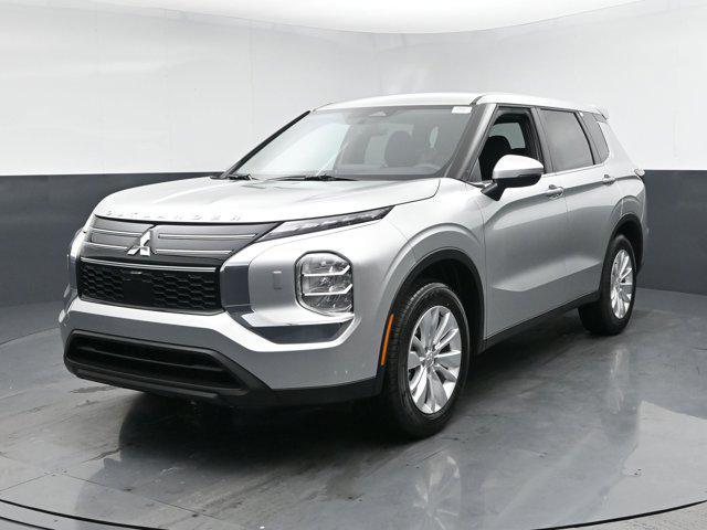new 2025 Mitsubishi Outlander car, priced at $31,220