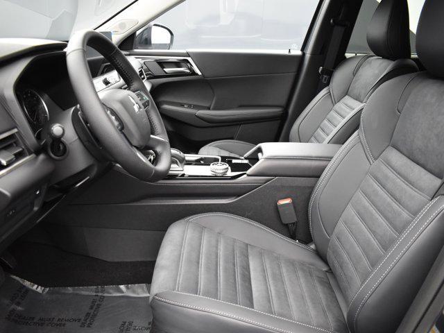 new 2025 Mitsubishi Outlander car, priced at $34,620