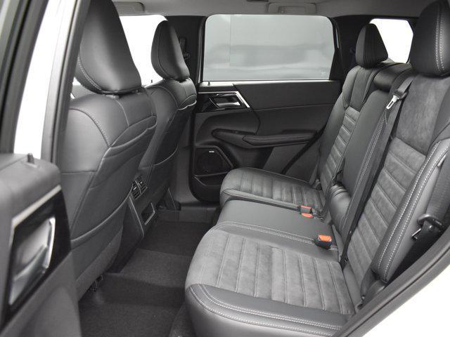 new 2025 Mitsubishi Outlander car, priced at $38,985