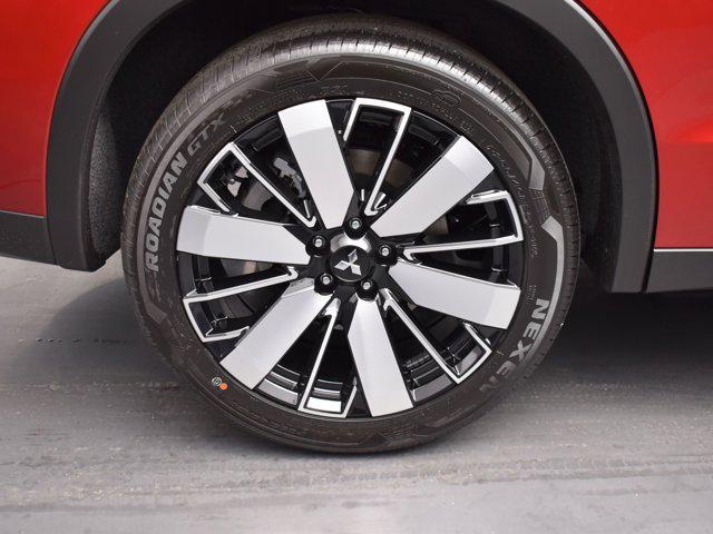 new 2025 Mitsubishi Outlander car, priced at $35,125