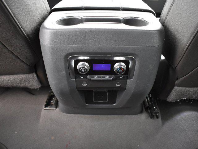 used 2022 GMC Yukon XL car, priced at $50,995