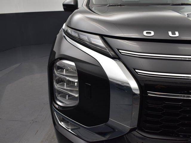 new 2025 Mitsubishi Outlander car, priced at $38,360