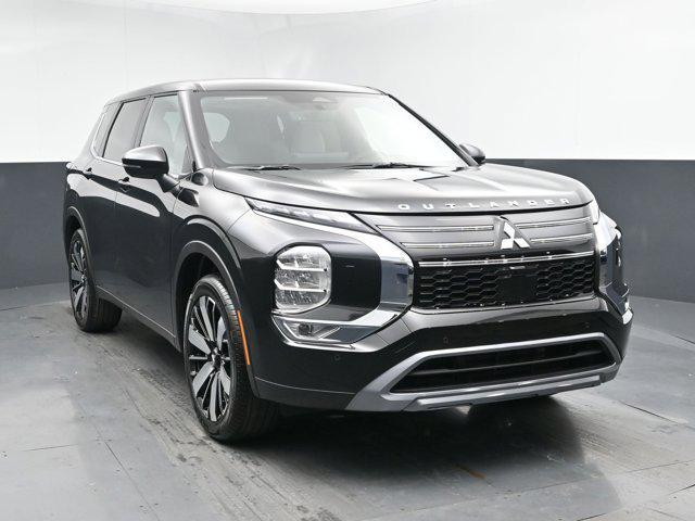 new 2025 Mitsubishi Outlander car, priced at $38,360