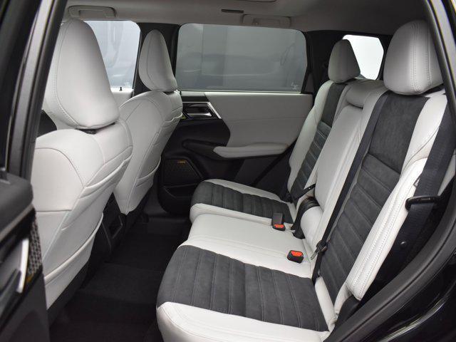 new 2025 Mitsubishi Outlander car, priced at $38,360