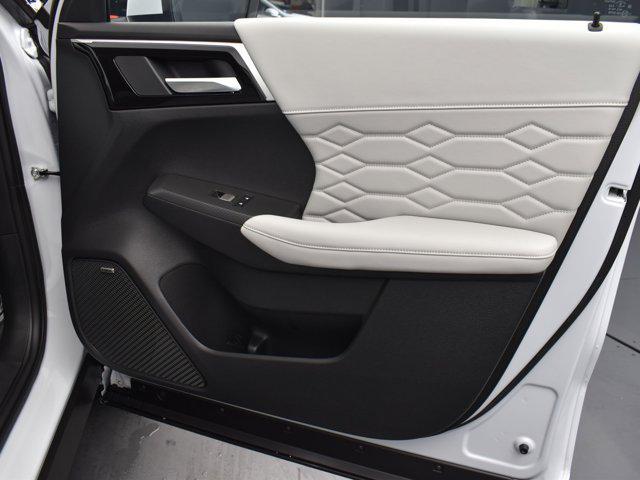 new 2025 Mitsubishi Outlander car, priced at $39,955