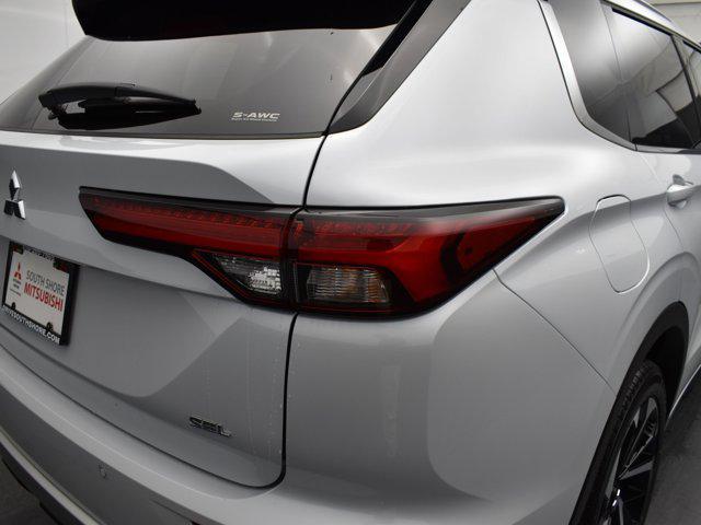 new 2024 Mitsubishi Outlander car, priced at $35,285