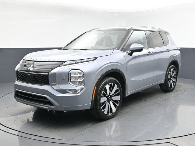 new 2025 Mitsubishi Outlander car, priced at $43,110