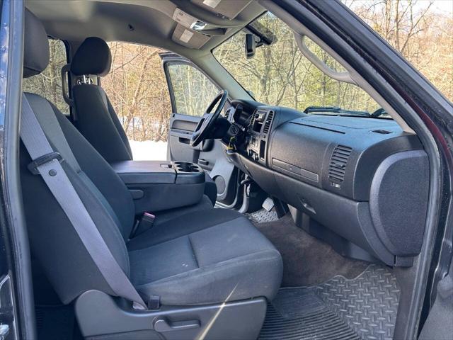 used 2011 Chevrolet Silverado 2500 car, priced at $15,900