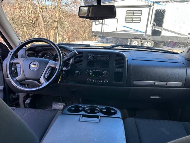 used 2011 Chevrolet Silverado 2500 car, priced at $15,900