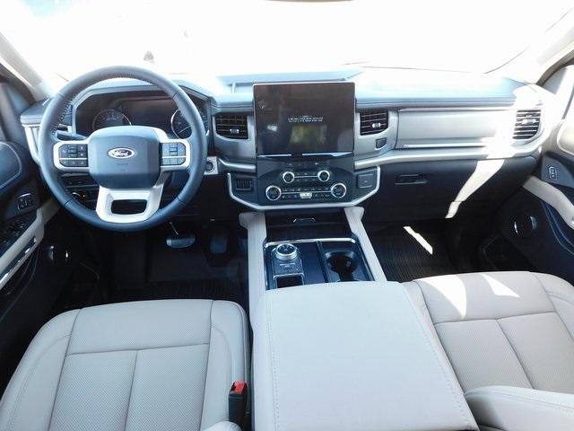 new 2024 Ford Expedition Max car, priced at $71,424