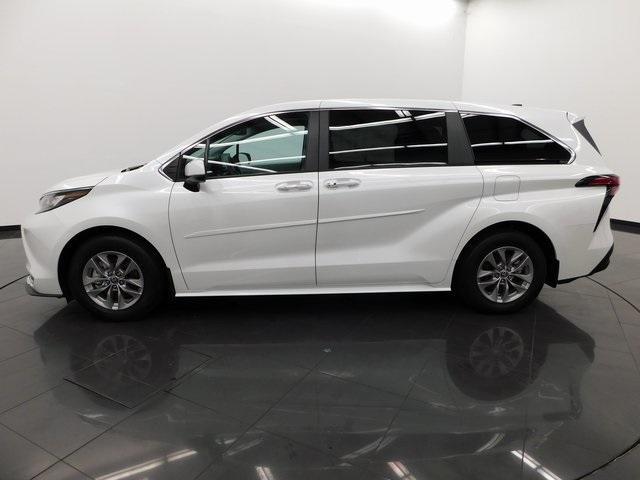 used 2022 Toyota Sienna car, priced at $46,959