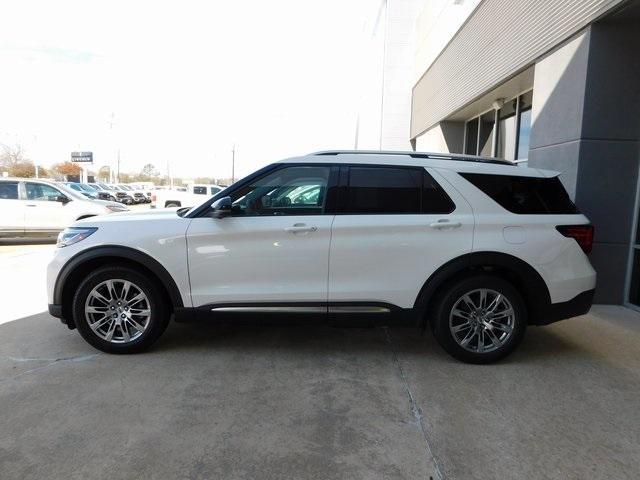 new 2025 Ford Explorer car, priced at $52,610