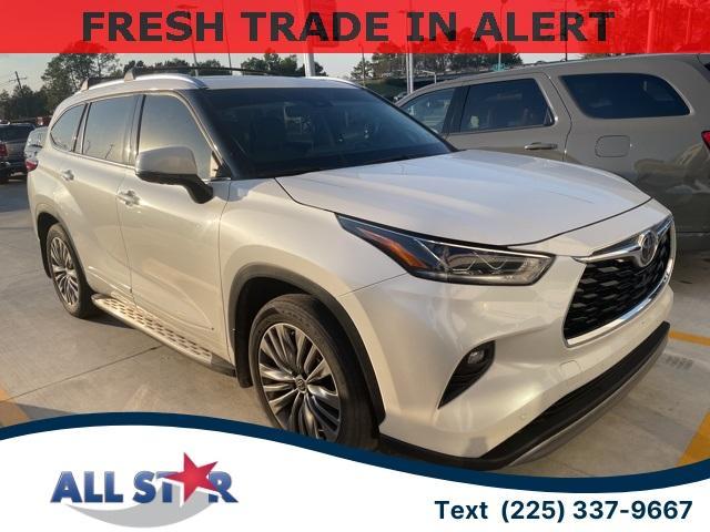 used 2021 Toyota Highlander car, priced at $38,997