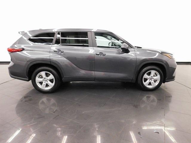 used 2023 Toyota Highlander car, priced at $35,787