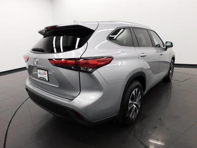 used 2023 Toyota Highlander car, priced at $36,981