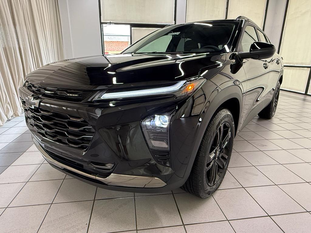 new 2025 Chevrolet Trax car, priced at $27,585