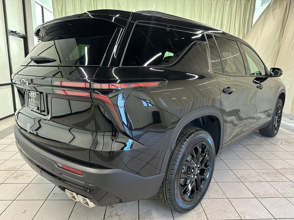 new 2026 Chevrolet Traverse car, priced at $42,055