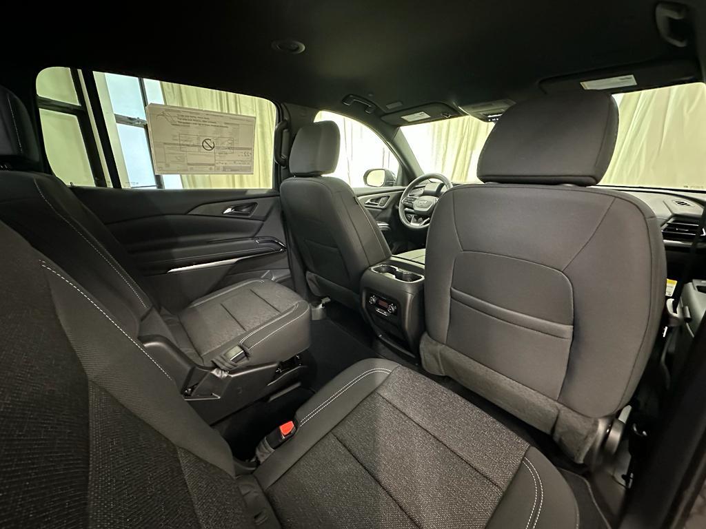 new 2026 Chevrolet Traverse car, priced at $42,055