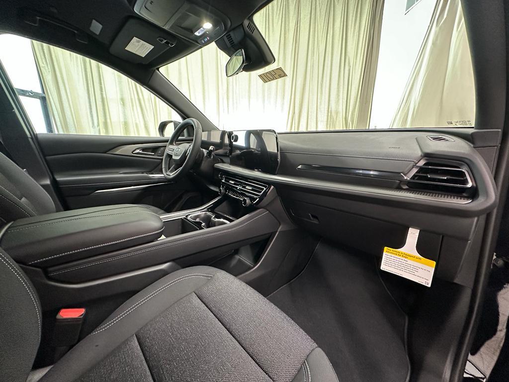 new 2026 Chevrolet Traverse car, priced at $42,055