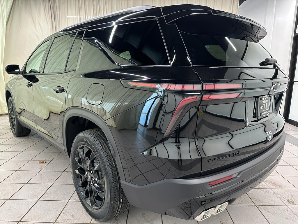 new 2026 Chevrolet Traverse car, priced at $42,055