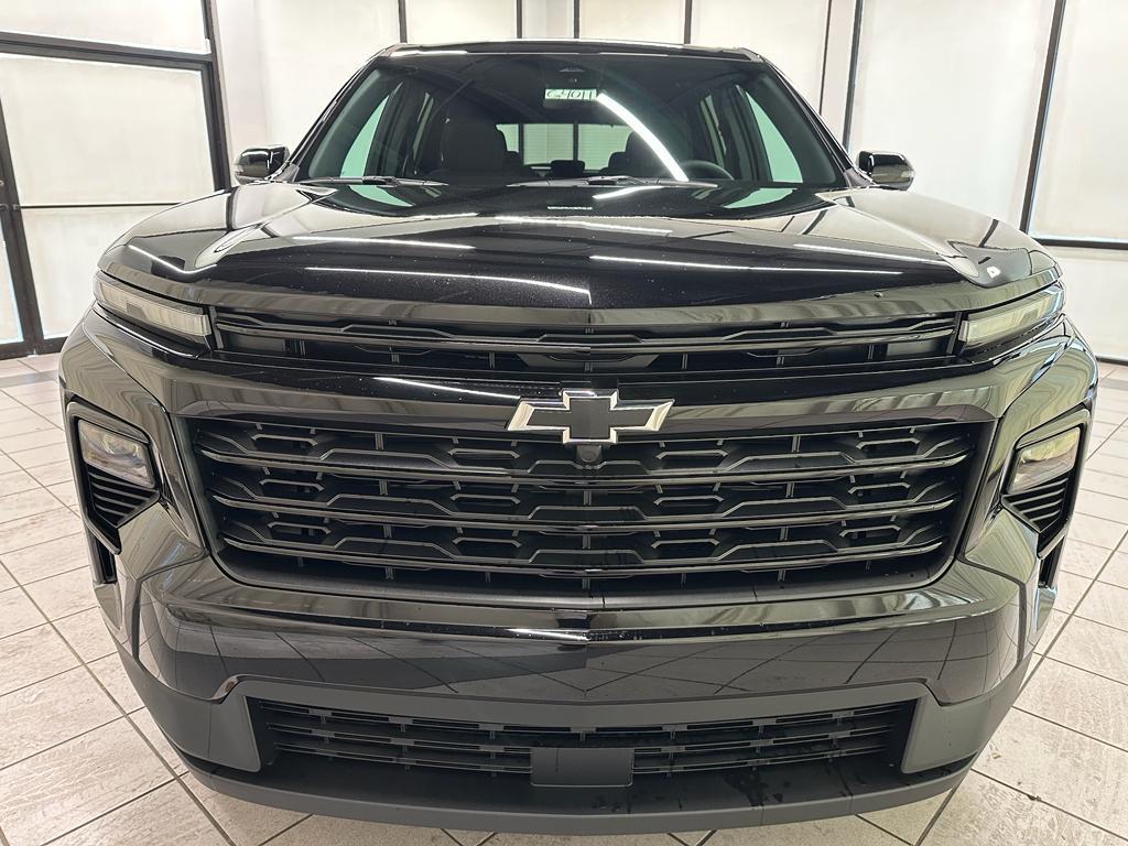 new 2026 Chevrolet Traverse car, priced at $42,055