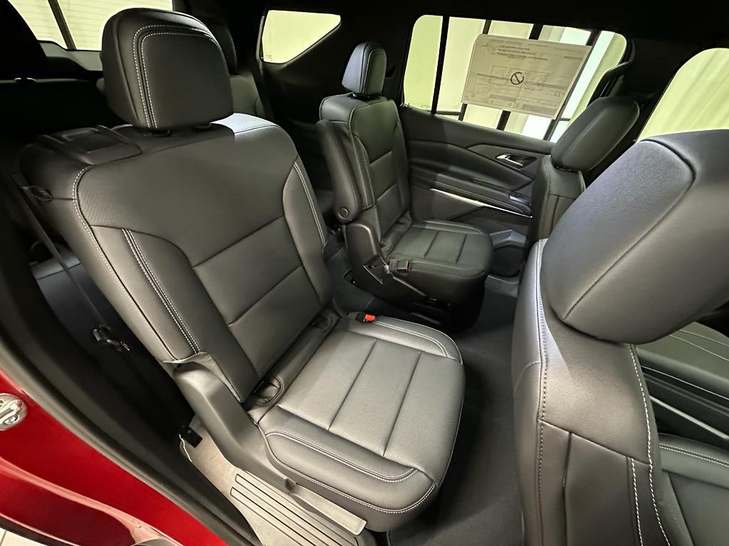 new 2026 Chevrolet Traverse car, priced at $45,792