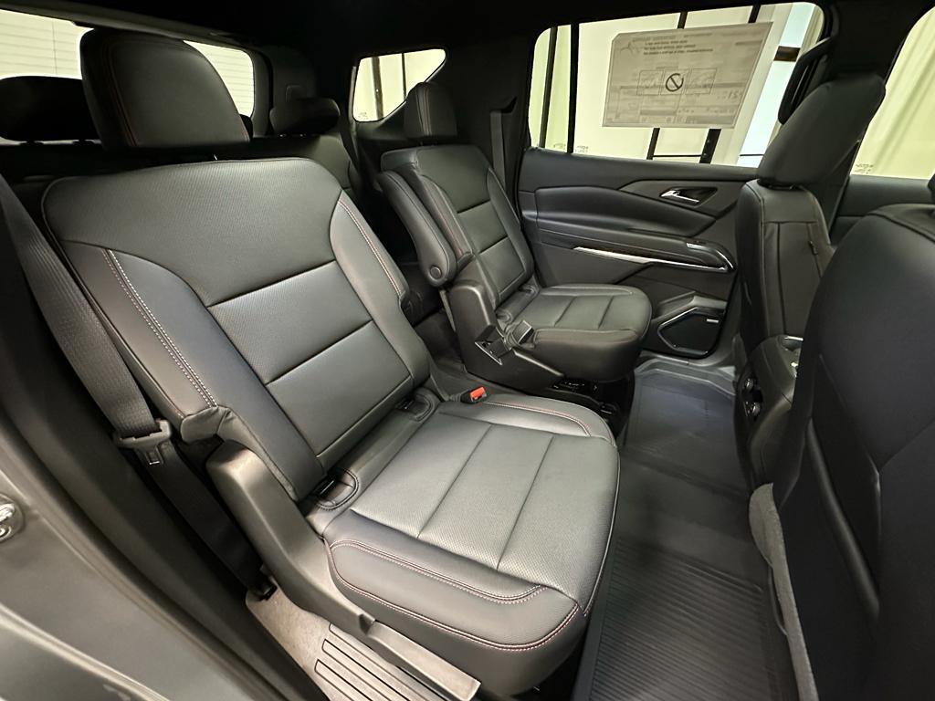 new 2026 Chevrolet Traverse car, priced at $55,565